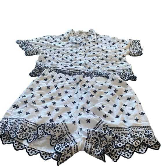 Abercrombie and Fitch Linen blend embroidered Set - Picture 1 of 14